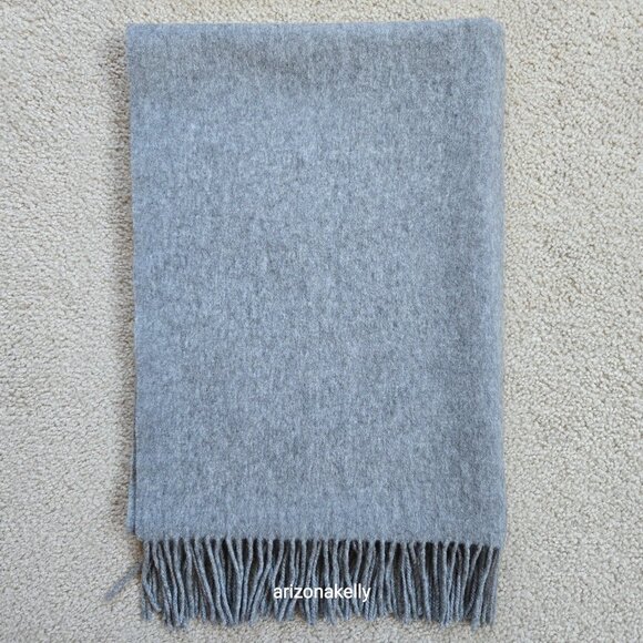 NWOT Cashmere Scarf Grey Woven Fringe Oversized - Picture 7 of 10